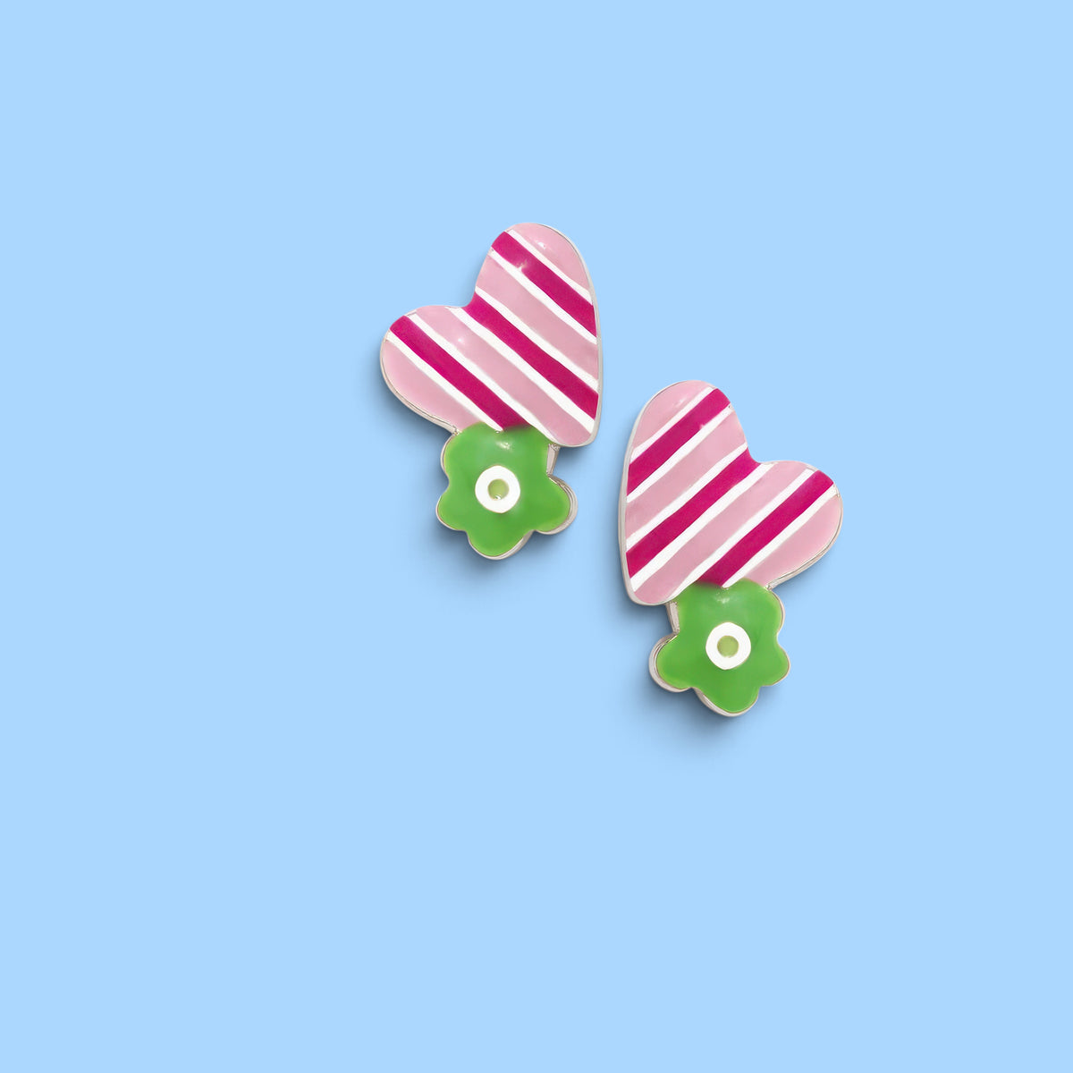 BOUCLES D'OREILLES FLEURS VERTES EN FORME DE COEUR