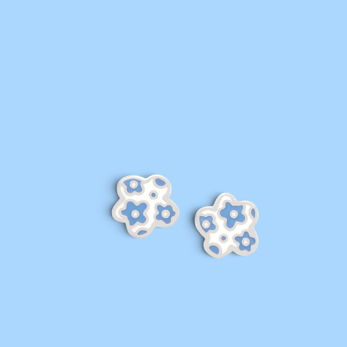 BOUCLES D’OREILLES NATHY FLEUR BLANC BLEU
