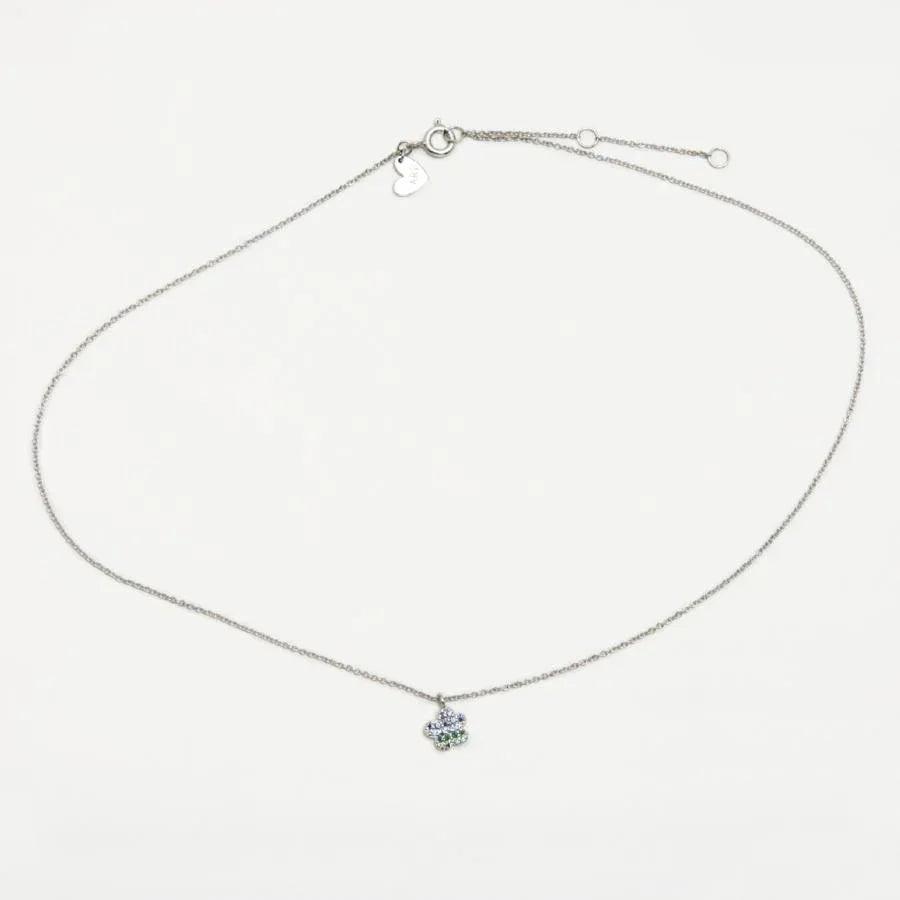 Collar plateado con colgante de nube multicolor y cierre ajustable