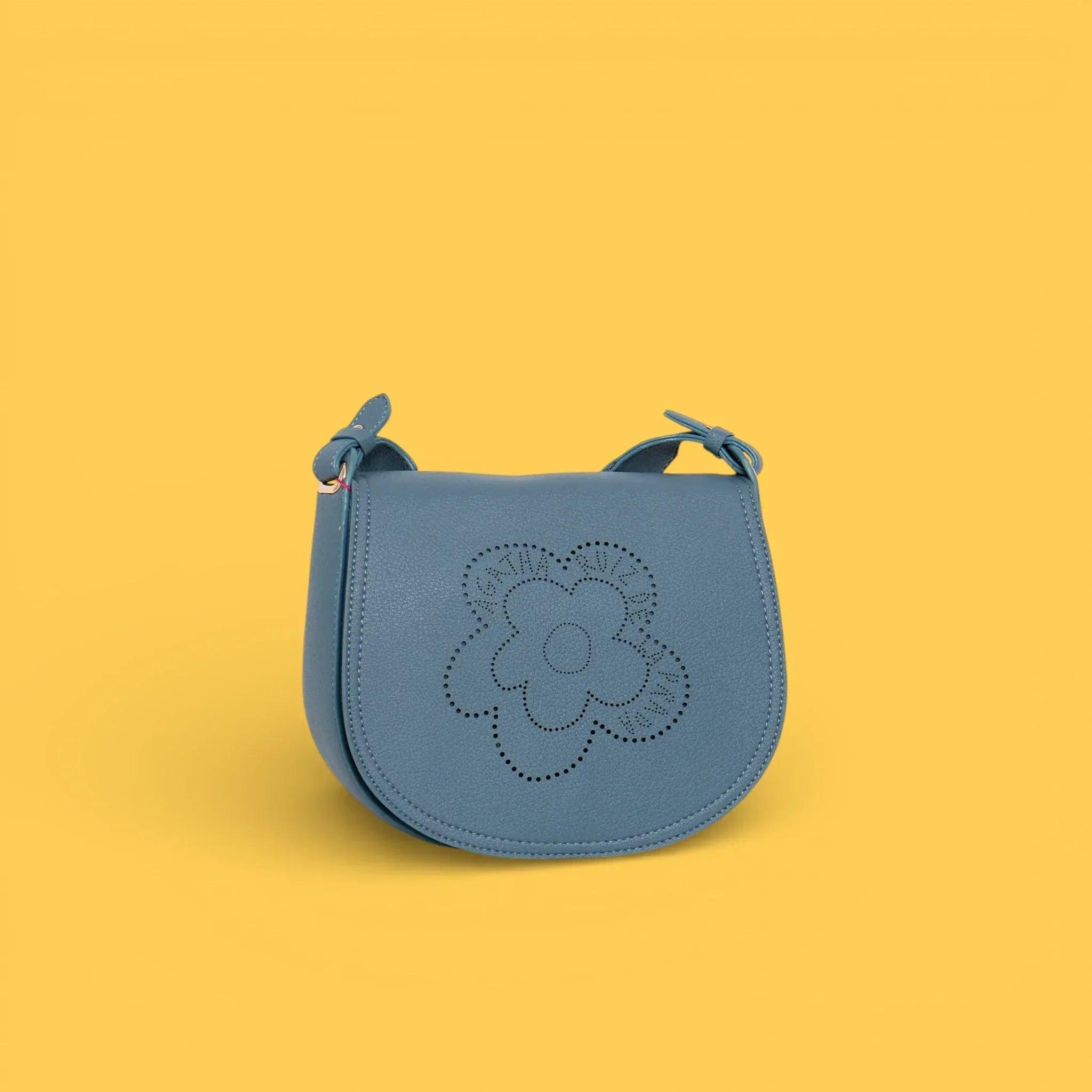 BANDOLERA TAPA CALADO FLOR AZUL - Agatha Ruiz de la Prada
