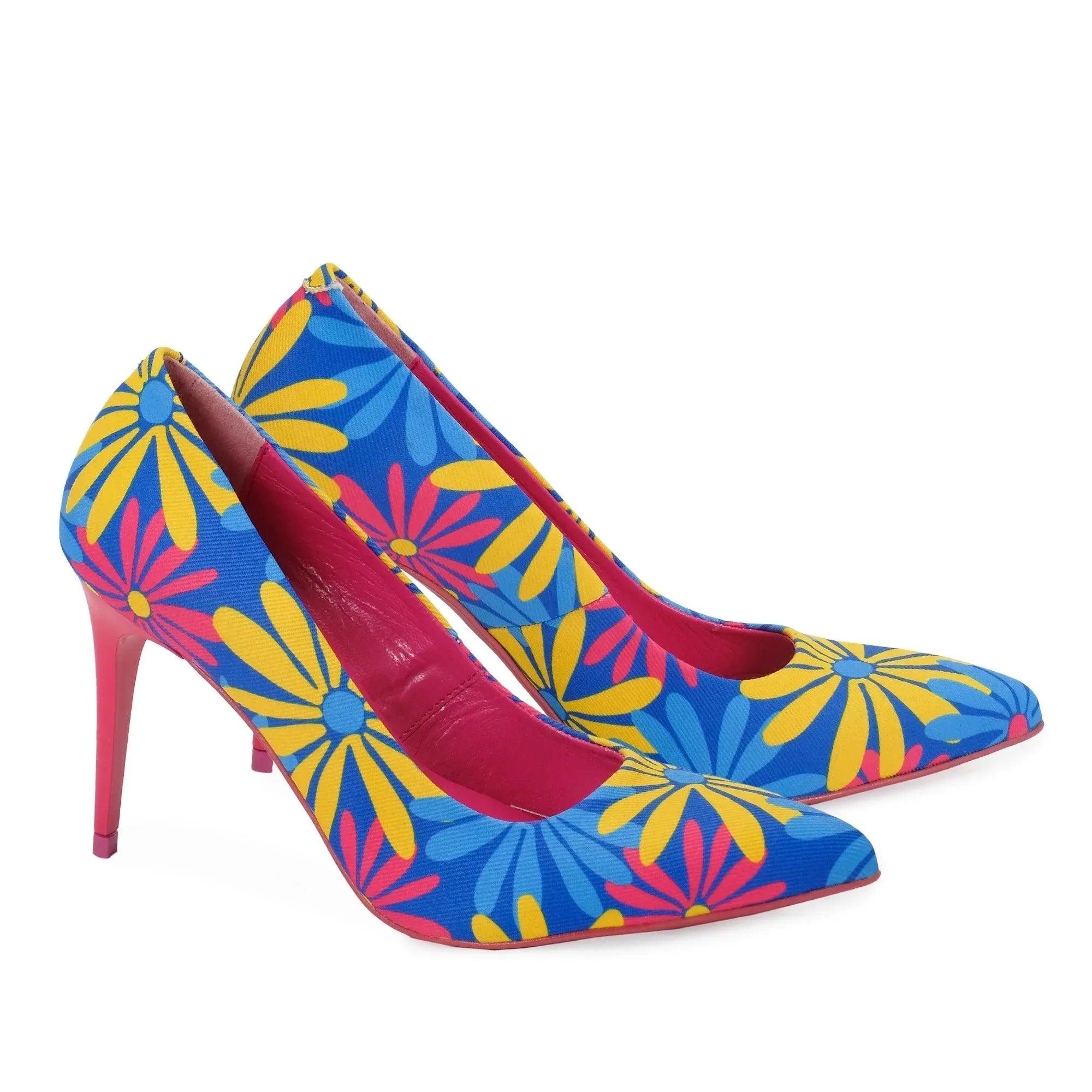 Tacones de aguja estampados con punta fina y tacón alto fucsia