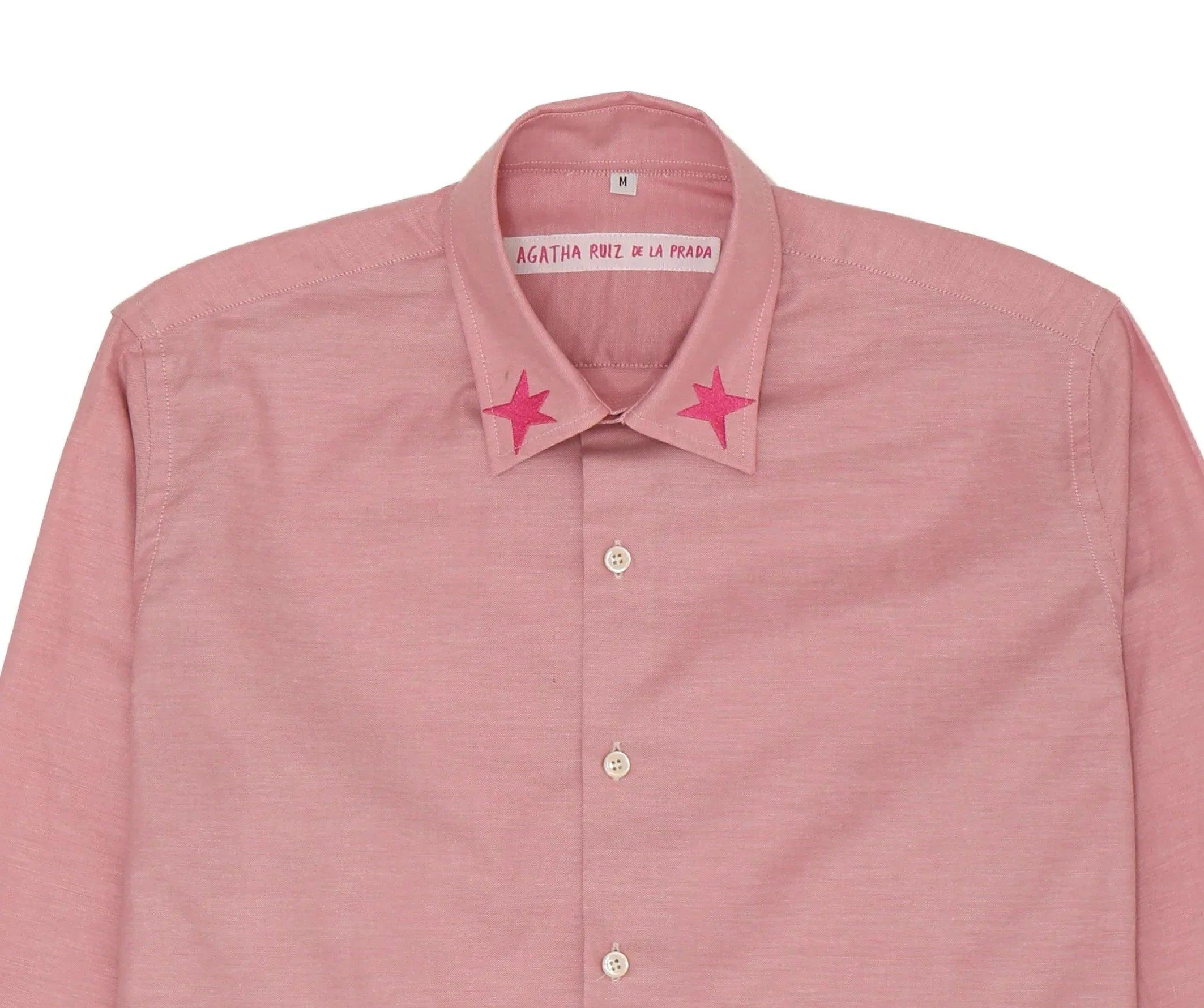 Camisa rosa Oxford de hombre con cuello y estrellas bordadas