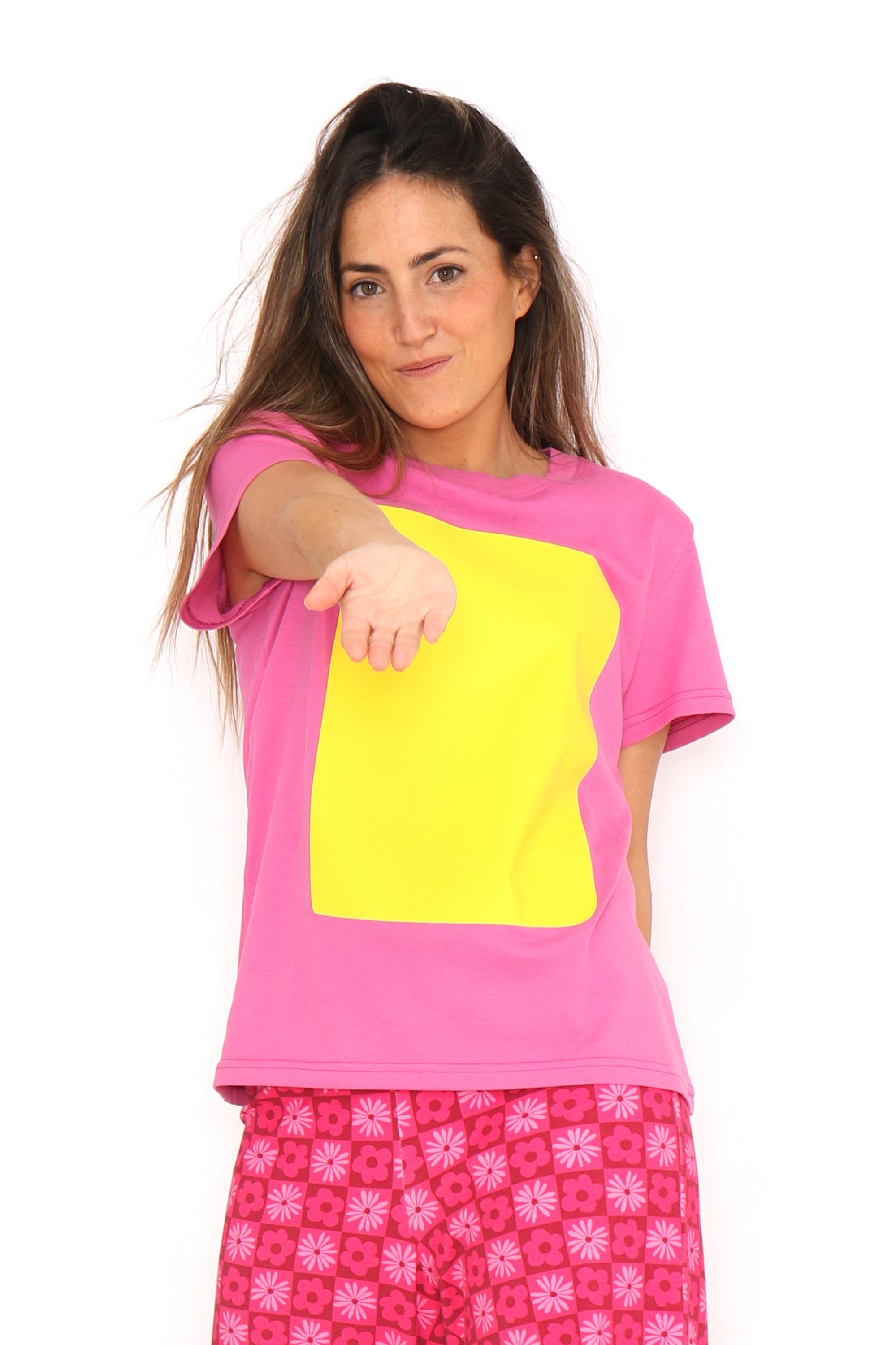 CAMISETA CUADRO AMARILLO