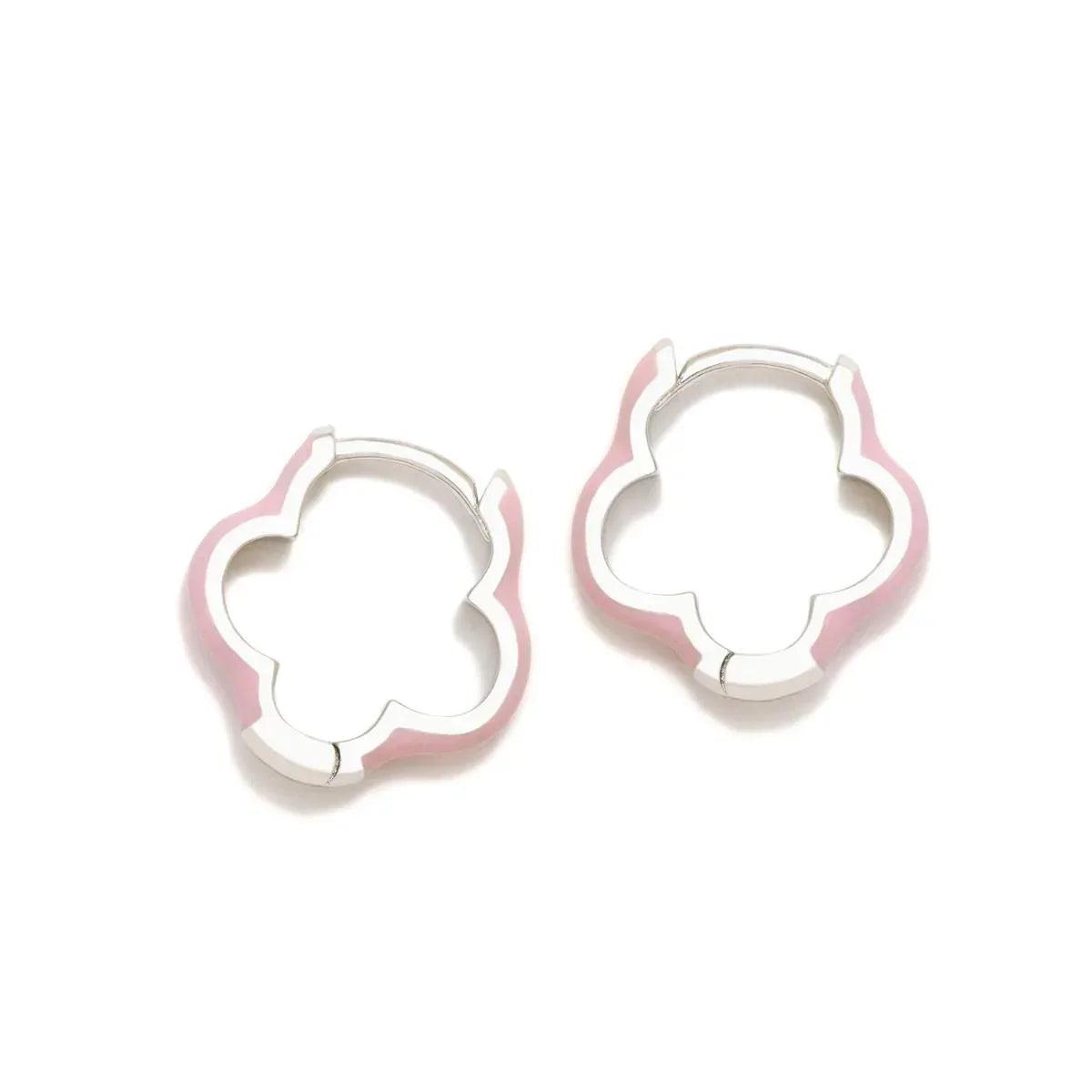 Aros criollas con motivo flor rosa en el borde, aro plateado, diseño floral