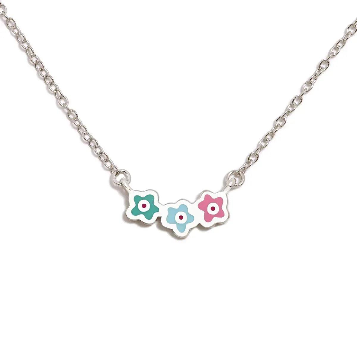 Colgante degradé de flores con cadena plateada y tres flores en colores pastel