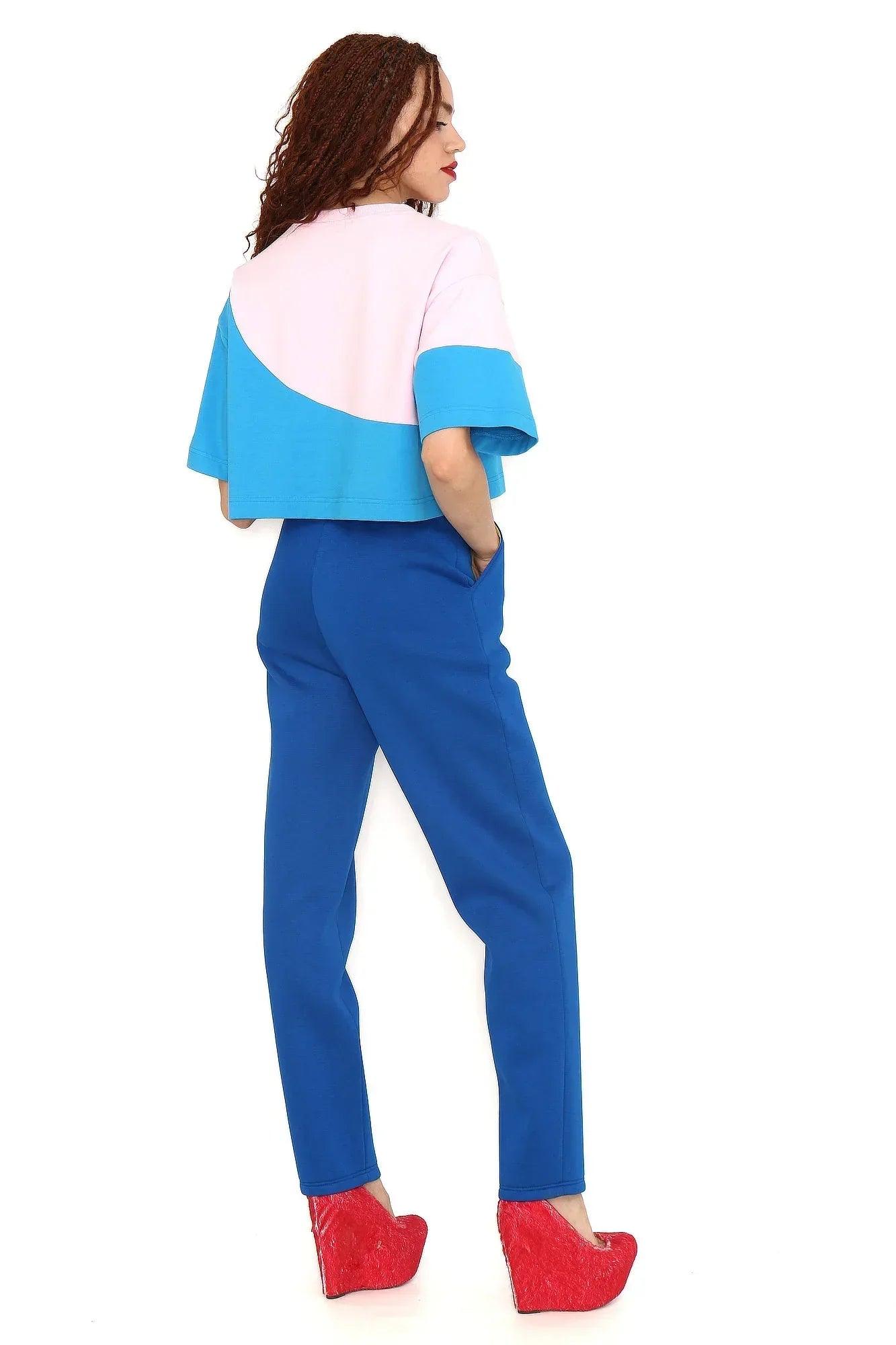 Camiseta bicolor rosa y azul con franja diagonal en la espalda, manga corta. - Agatha Ruiz de la Prada