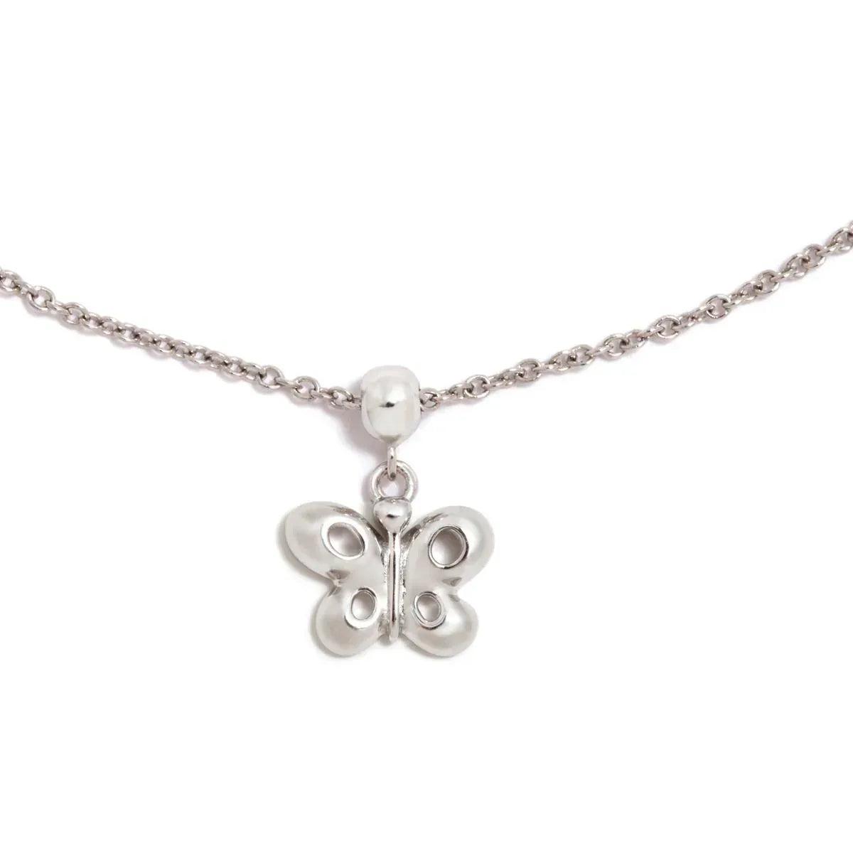 Encanto mariposa plateada sin cadena, colgante metálico con detalle de pétalos