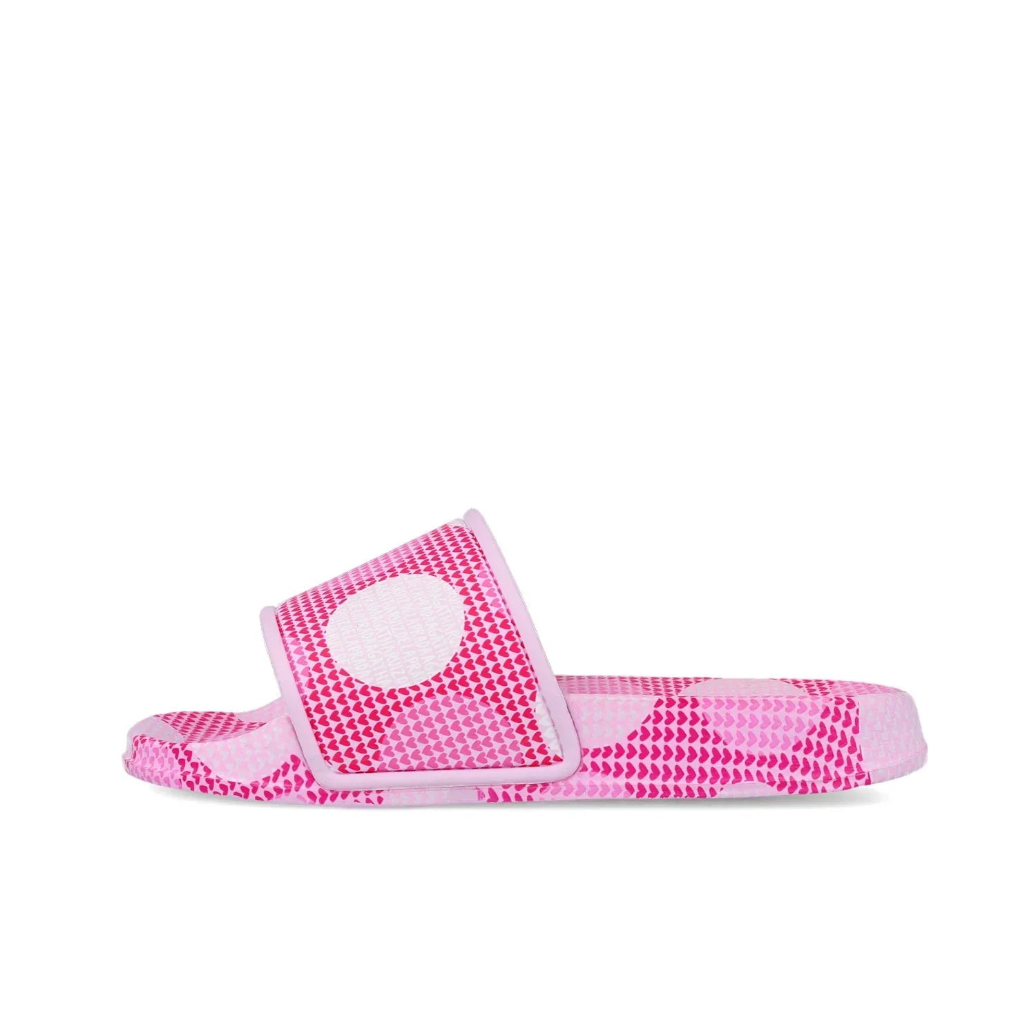 Sandalias fucsia con estampado de corazones y tira ajustable de frente
