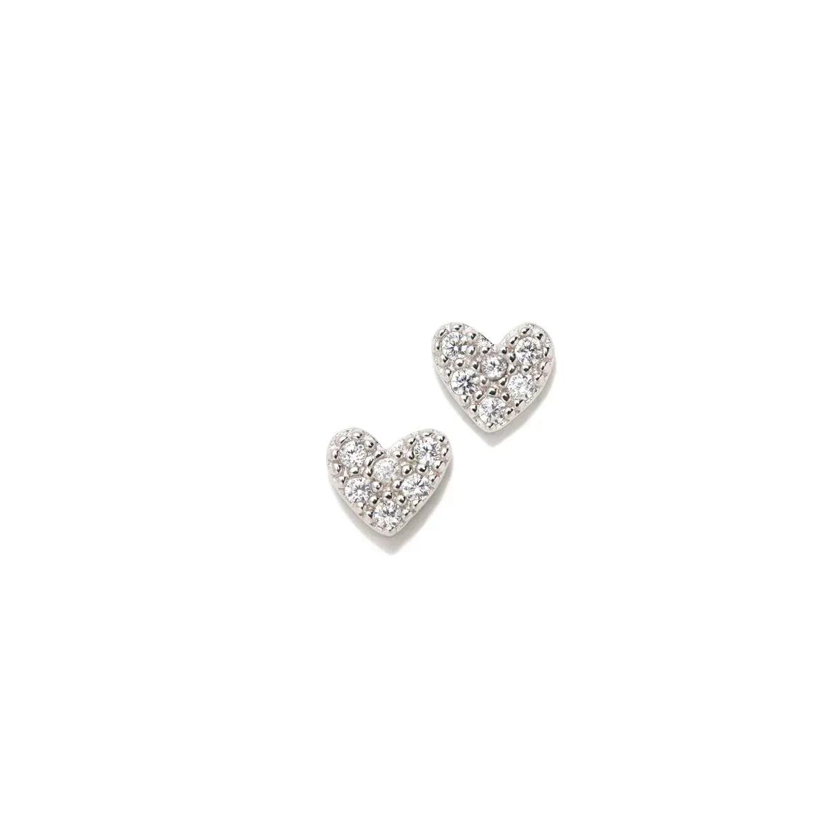 Par de colgantes de corazón con pavé, color plata, con cristales brillantes