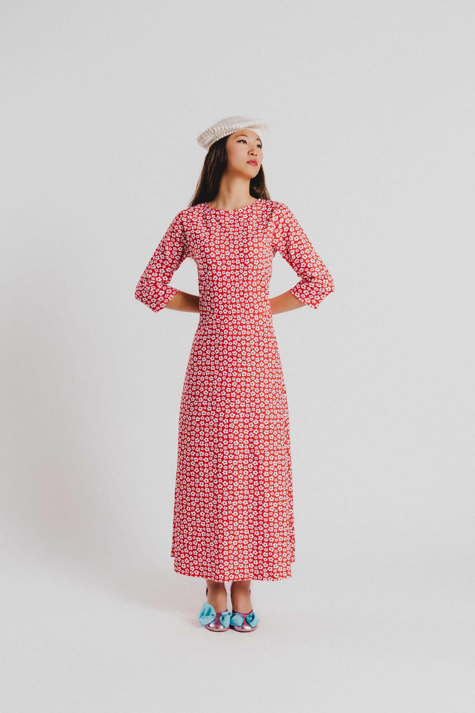 VESTIDO ROJO FLORECITAS BLANCAS