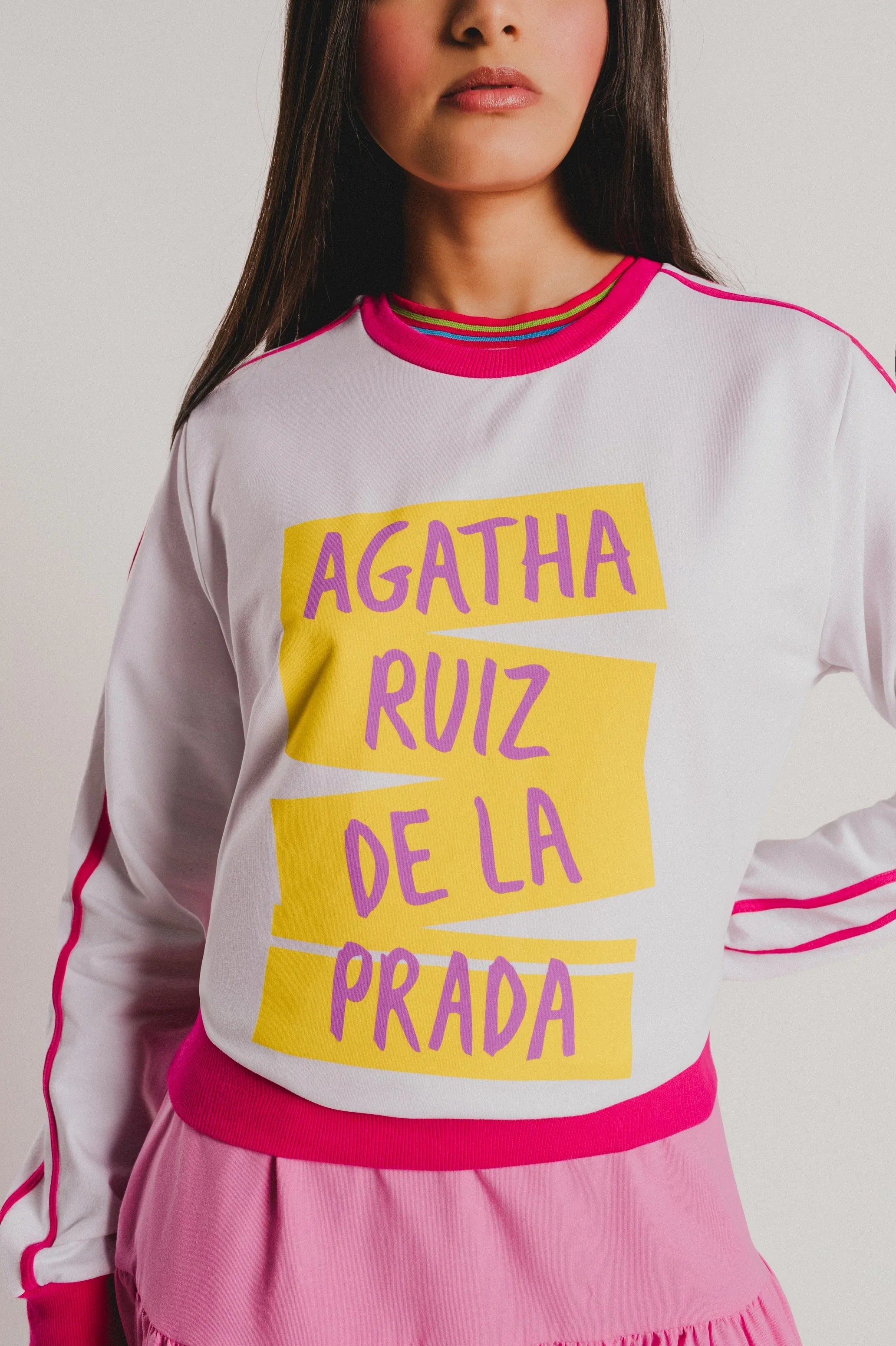SUDADERA BLANCA ETIQUETAS ARP - Agatha Ruiz de la Prada