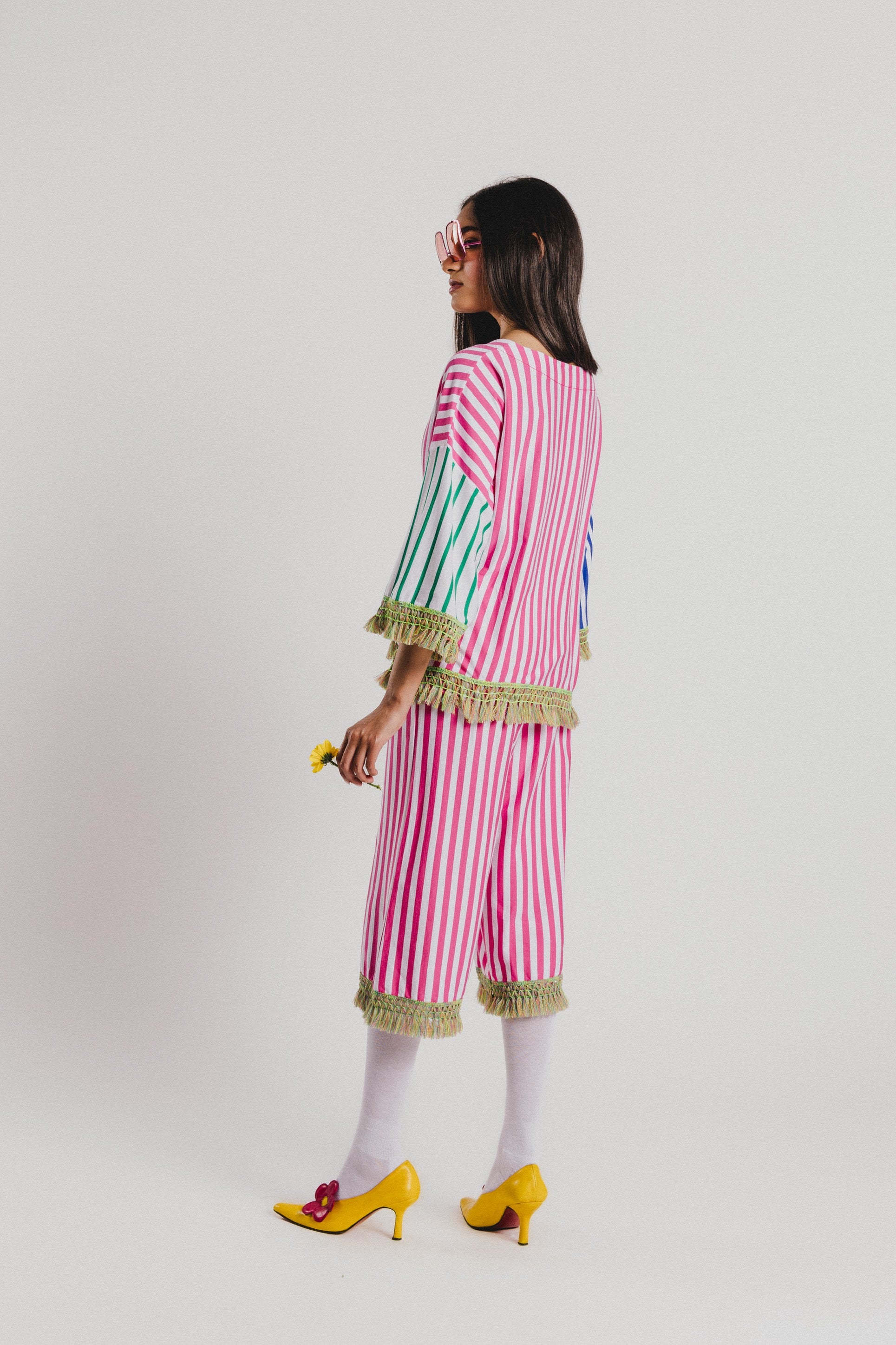 CAMISETA RAYAS COLORES CORAZON