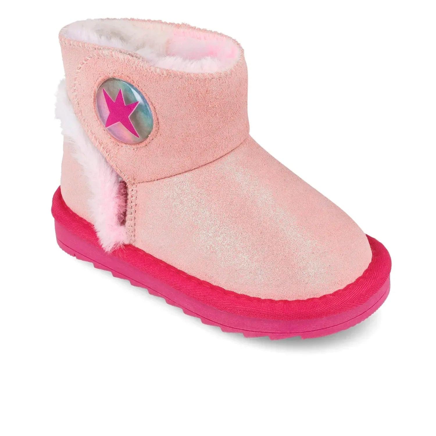 Botín rosa con parche de estrella y forro peluche blanco, suela gruesa fucsia.