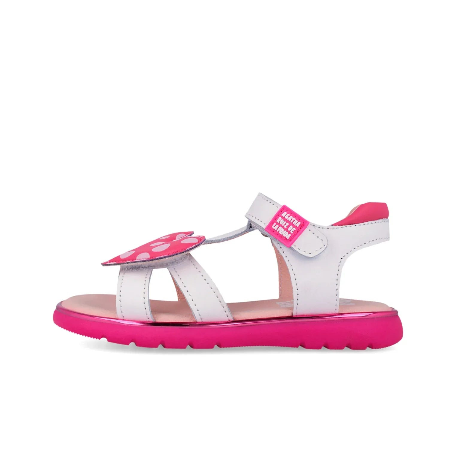 SANDALIA BLANCA CORAZON FUCSIA