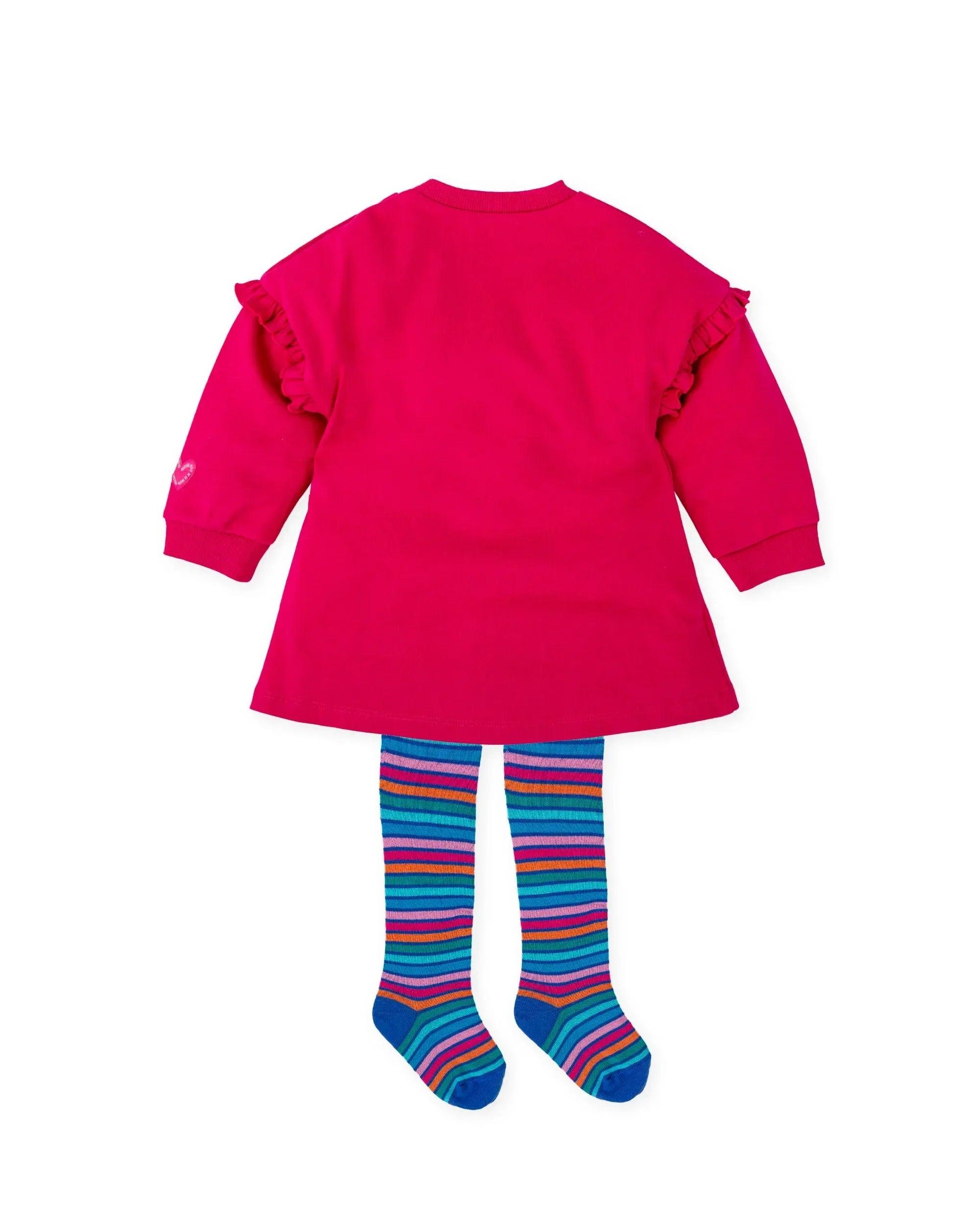 Vestido fucsia de espalda lisa con leotardos a rayas multicolor
