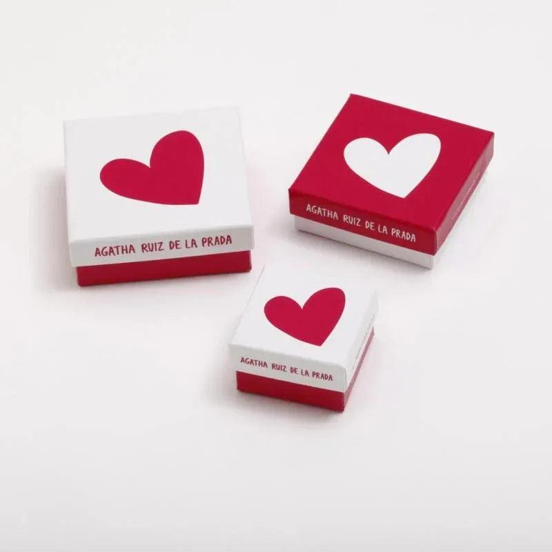 Set de cajas de pendientes con corazón rojo y logotipo AGATHA RUIZ DE LA PRADA