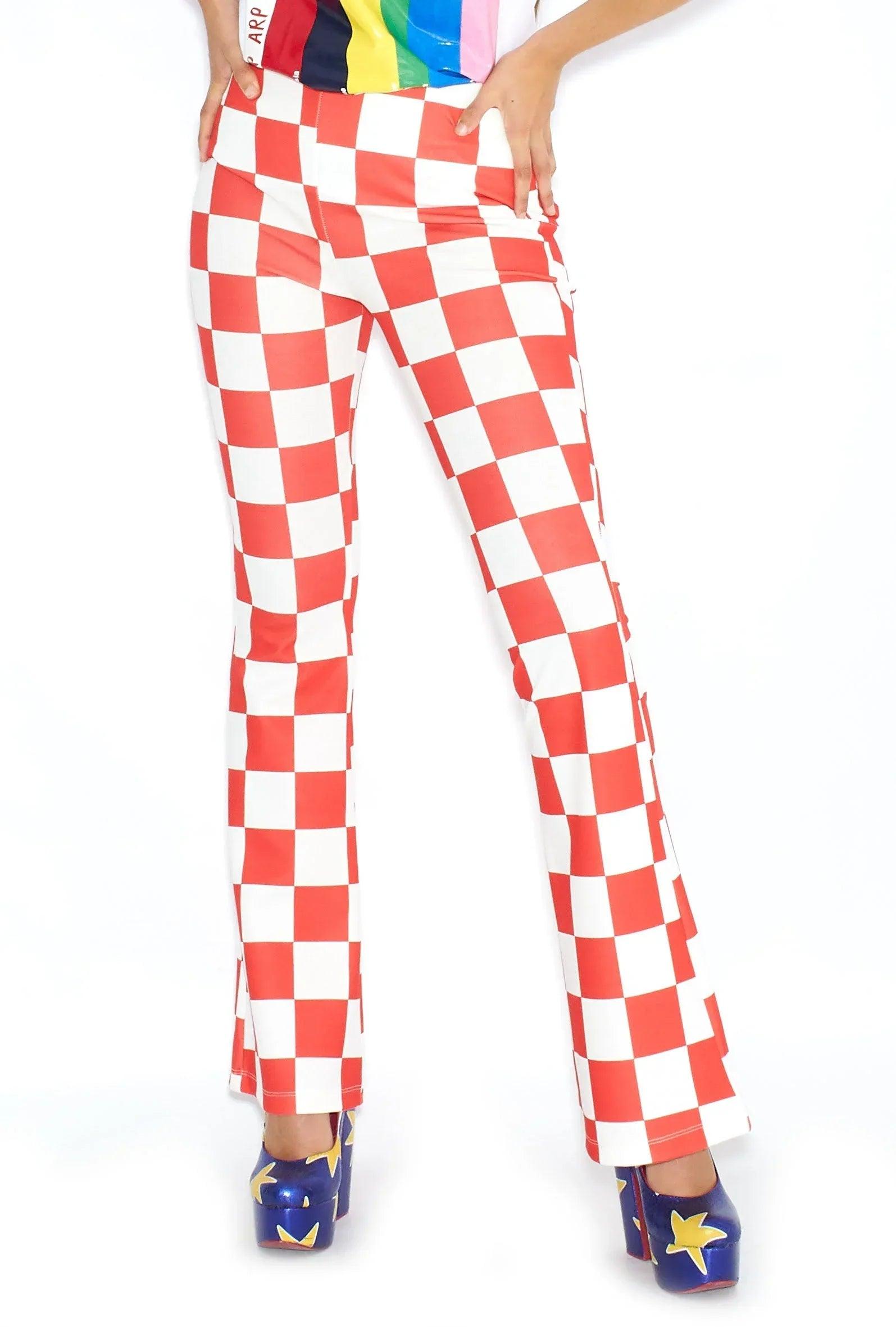 Pantalón de cuadros rojos y blancos, tiro alto, pierna recta