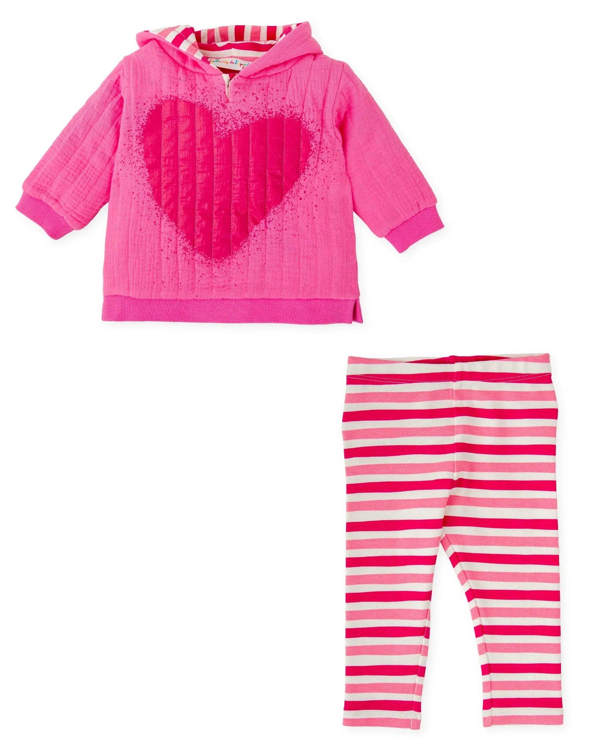 Conjunto sudadera fucsia con capucha y leggins a rayas fucsia y blancas, plano