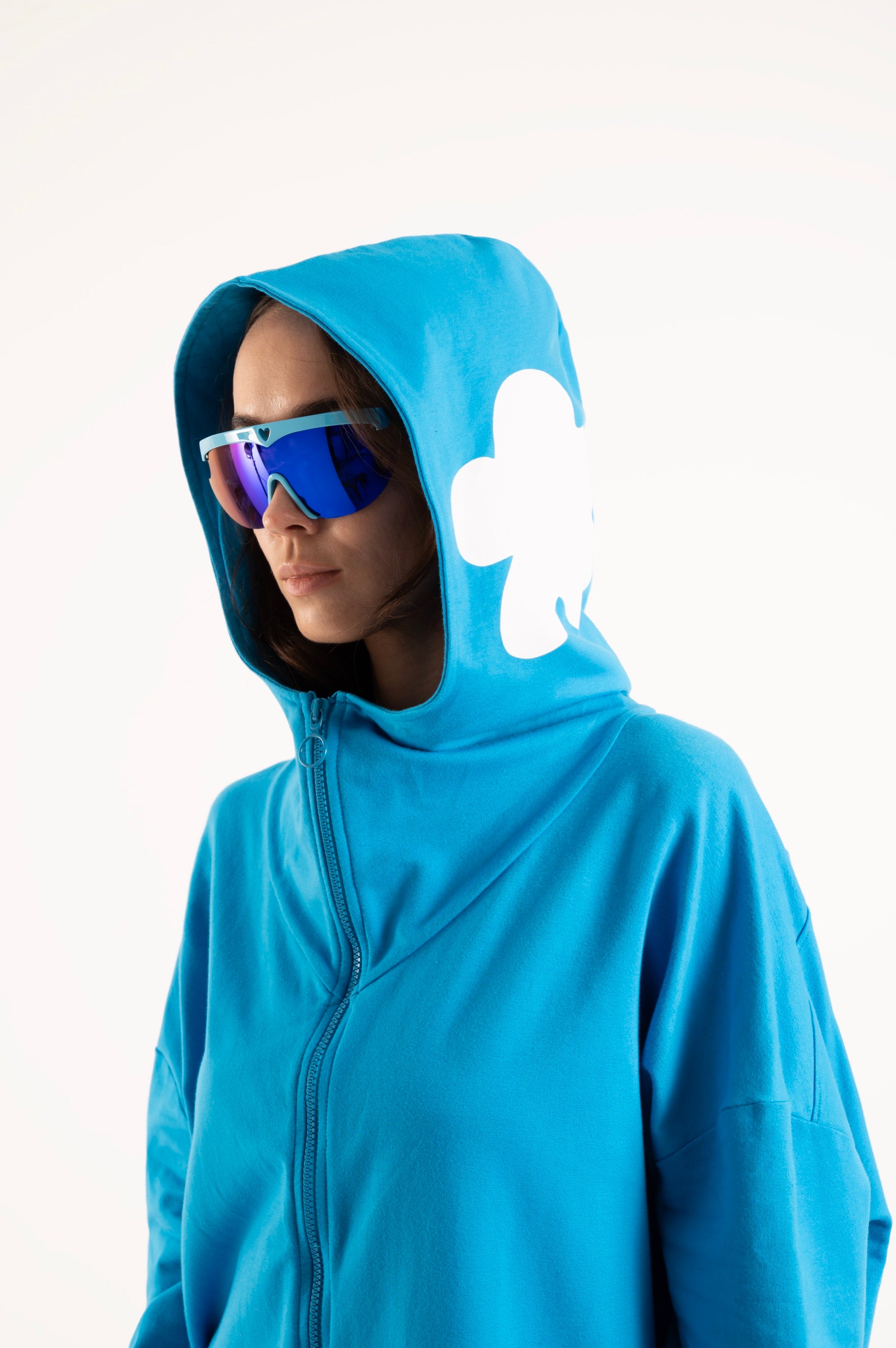 SUDADERA OVERSIZE AZUL NUBE