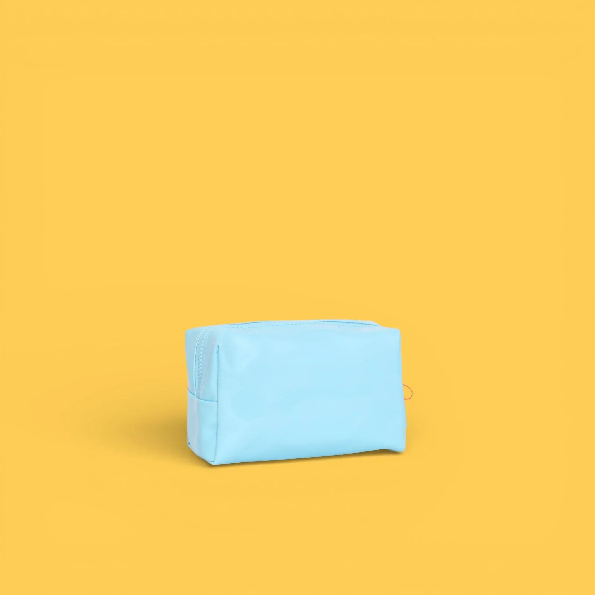 NECESER LOGO CELESTE - Agatha Ruiz de la Prada