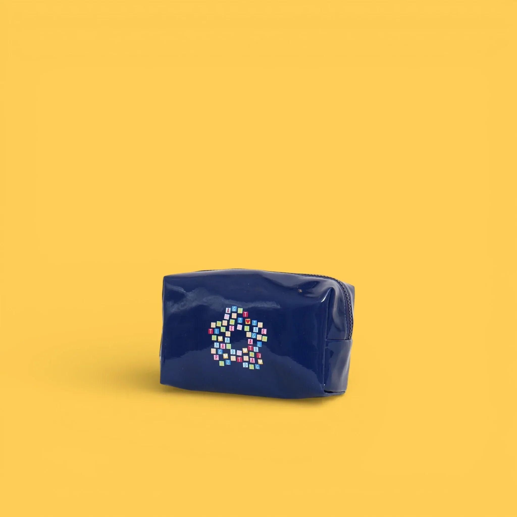 NECESER LOGO AZUL - Agatha Ruiz de la Prada