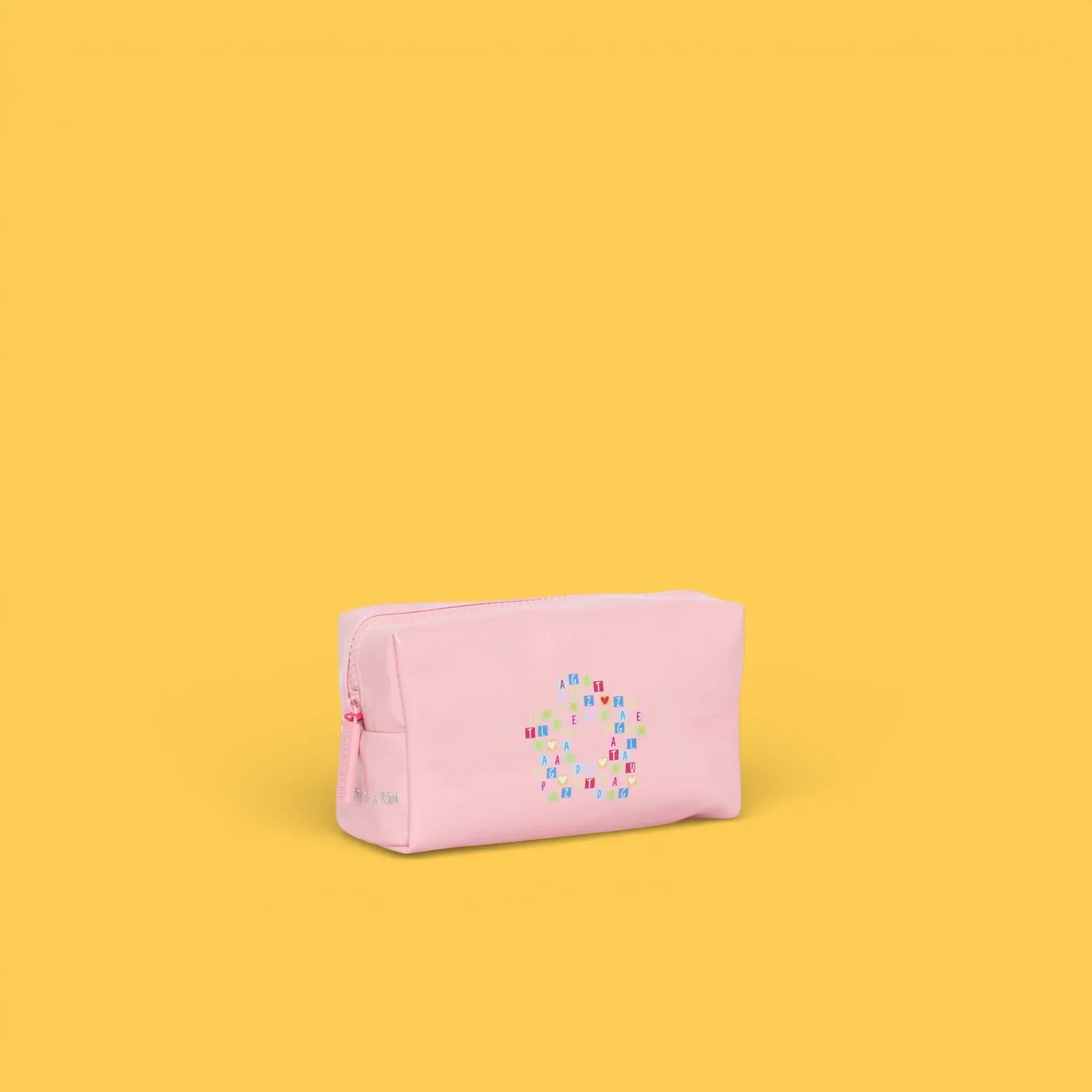 NECESER LOGO ROSA - Agatha Ruiz de la Prada