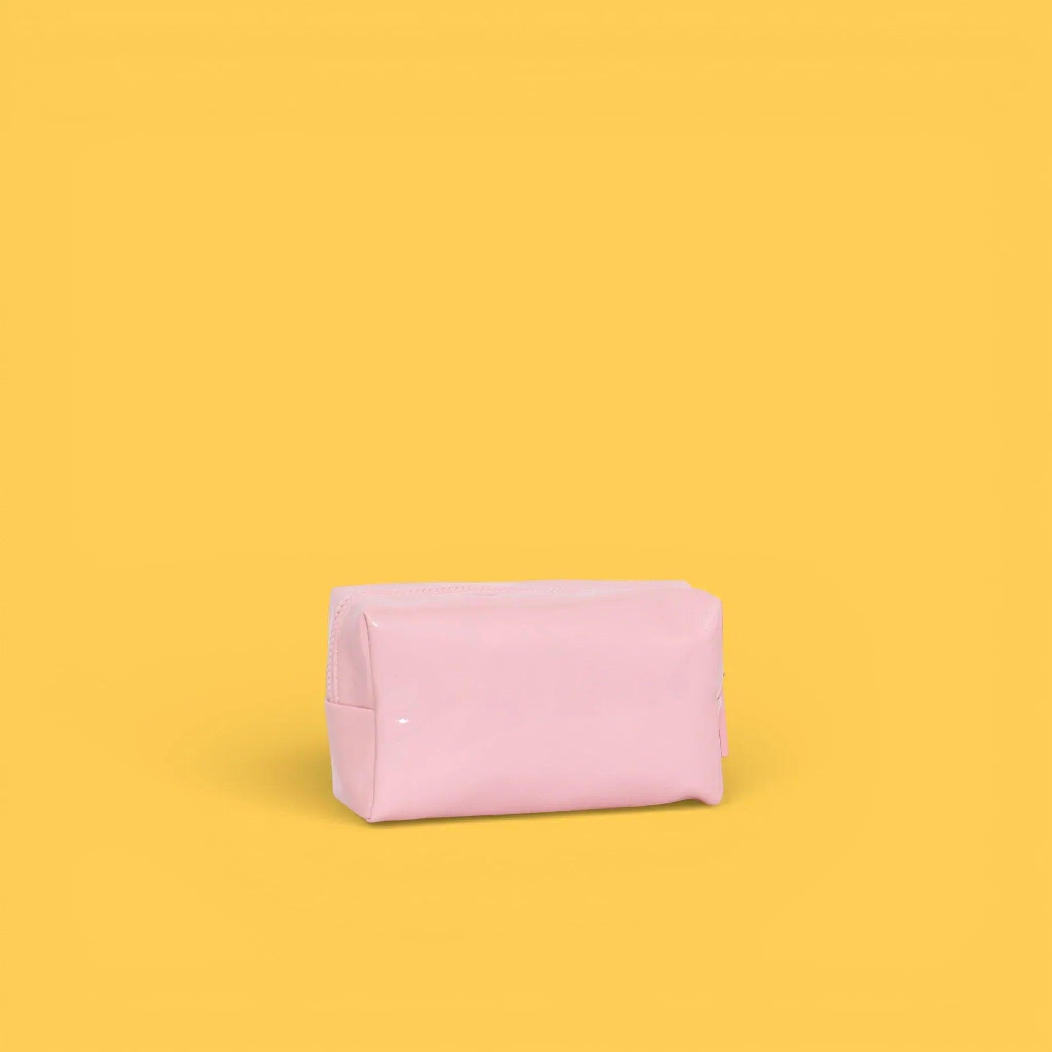 NECESER LOGO ROSA - Agatha Ruiz de la Prada