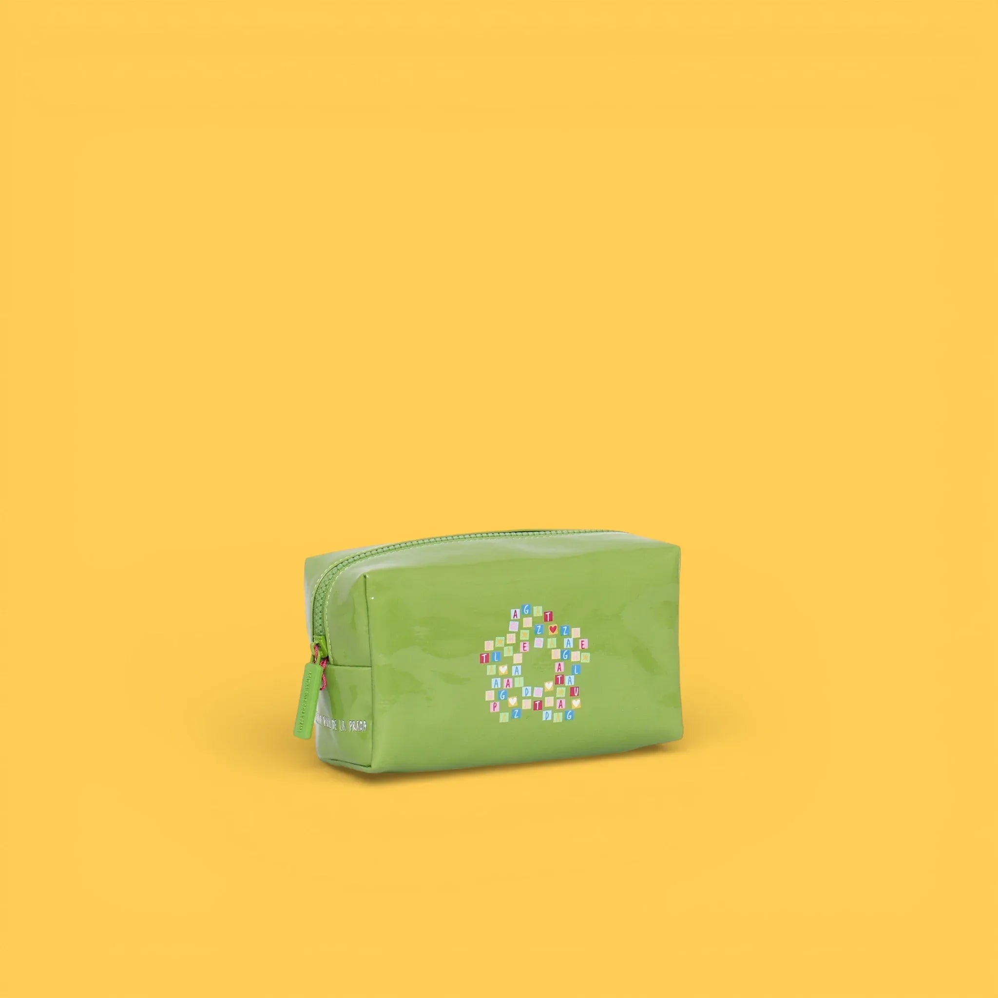 NECESER LOGO VERDE - Agatha Ruiz de la Prada