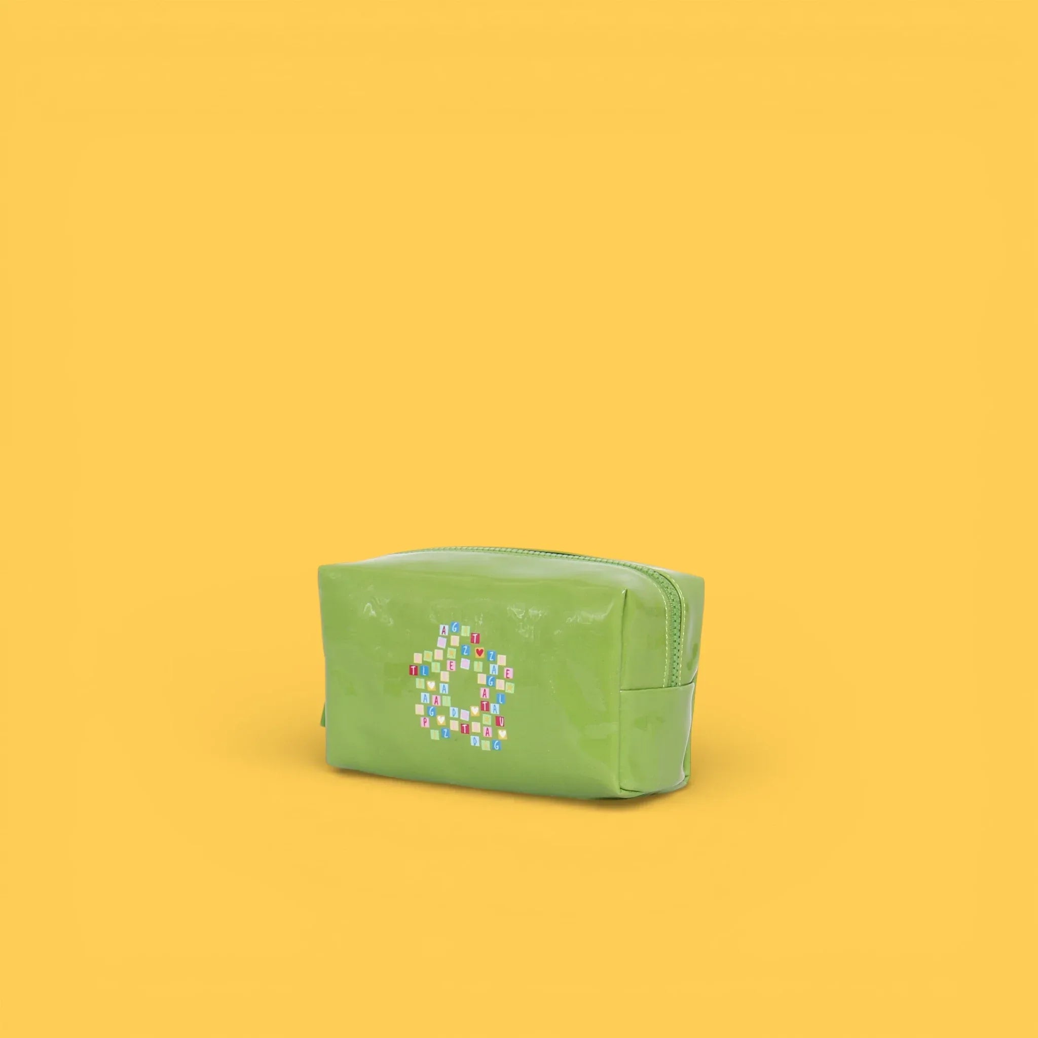 NECESER LOGO VERDE - Agatha Ruiz de la Prada