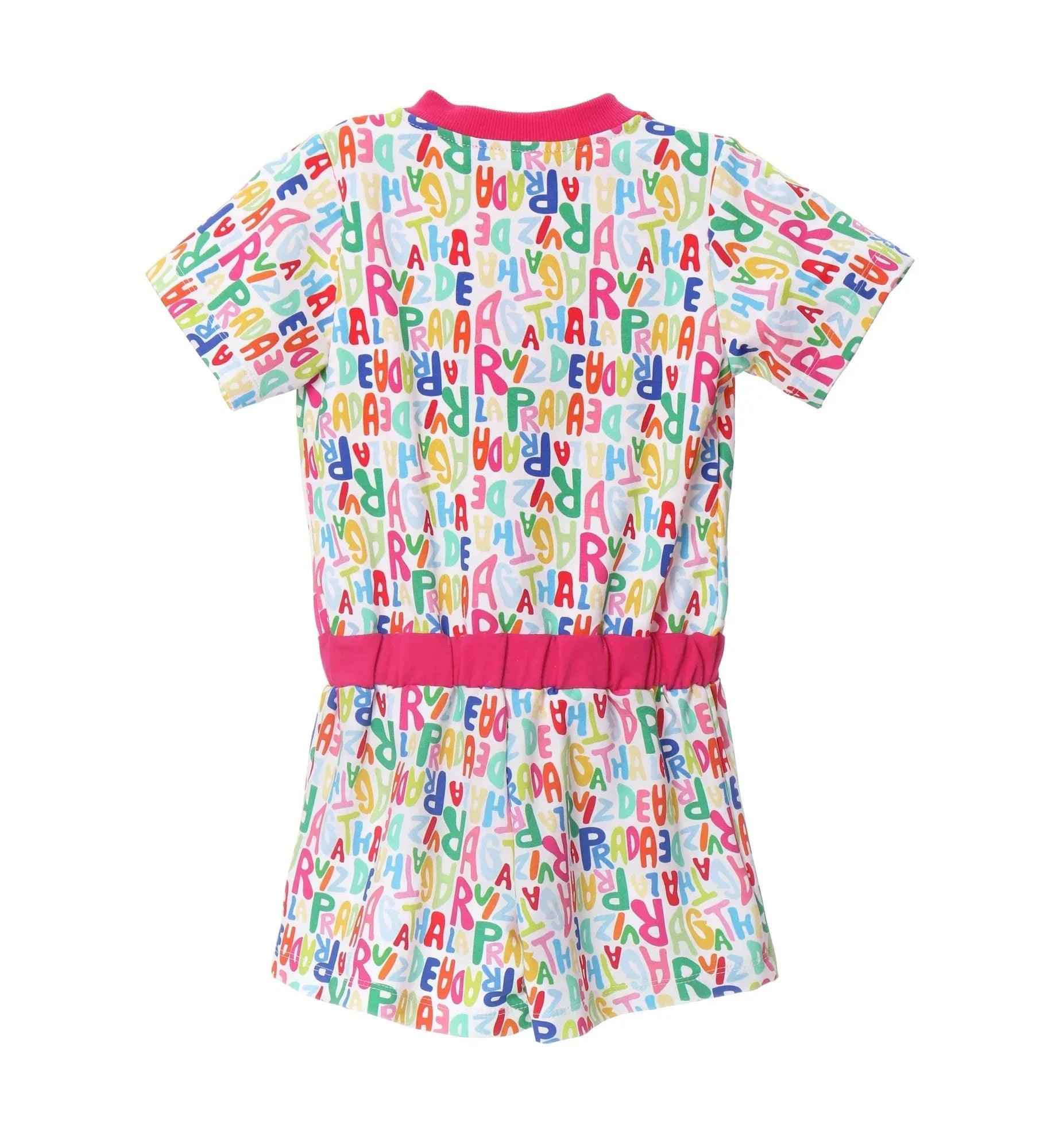 Mono infantil con cremallera letras multicolor, espalda y falda con vivos fucsia