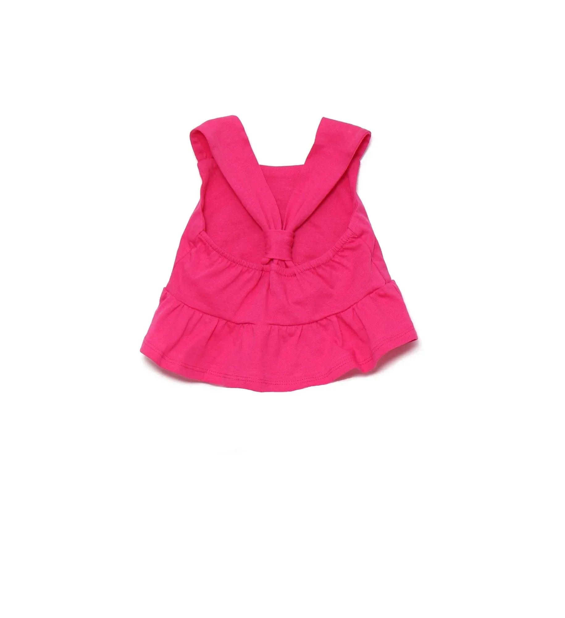 Camiseta fucsia de tirantes con volante y costura fruncida en la espalda