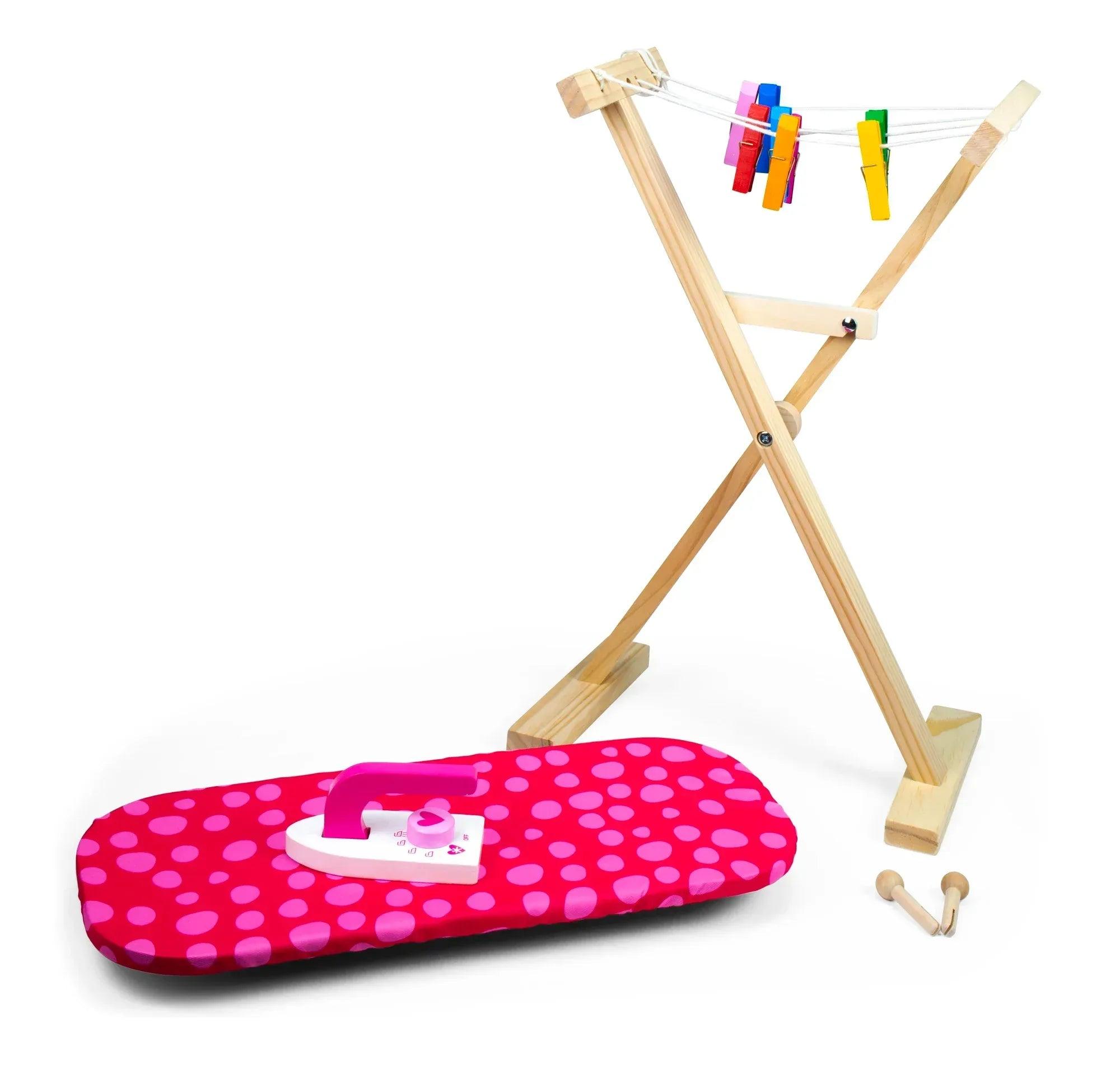 Tendedero infantil de madera con pinzas de ropa de colores sujetas a la cuerda