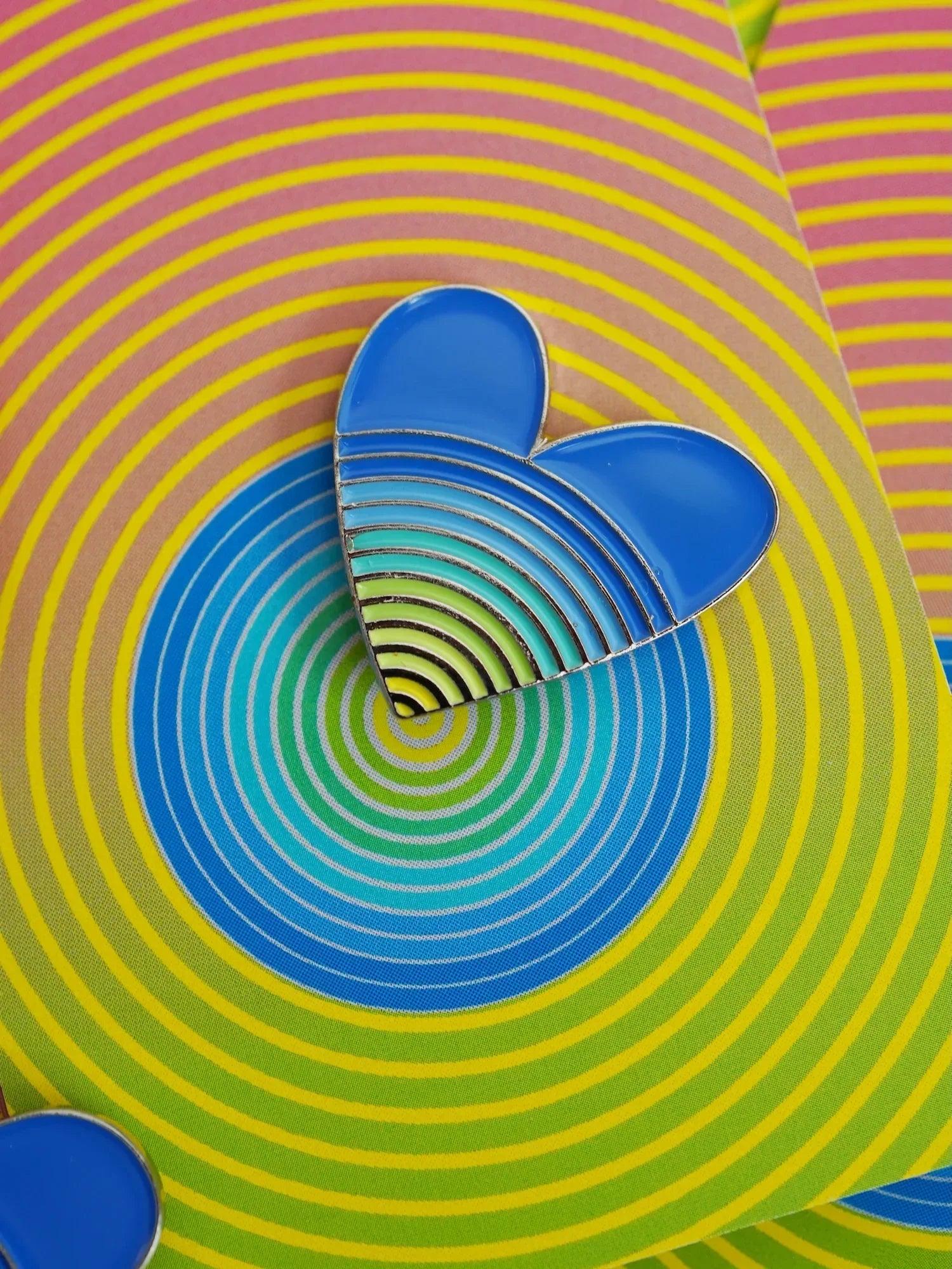 PIN CORAZON ALMENARDIAZ - Agatha Ruiz de la Prada