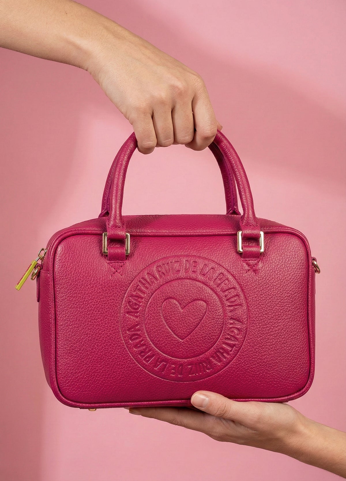 SAC LOGO FUCHSIA