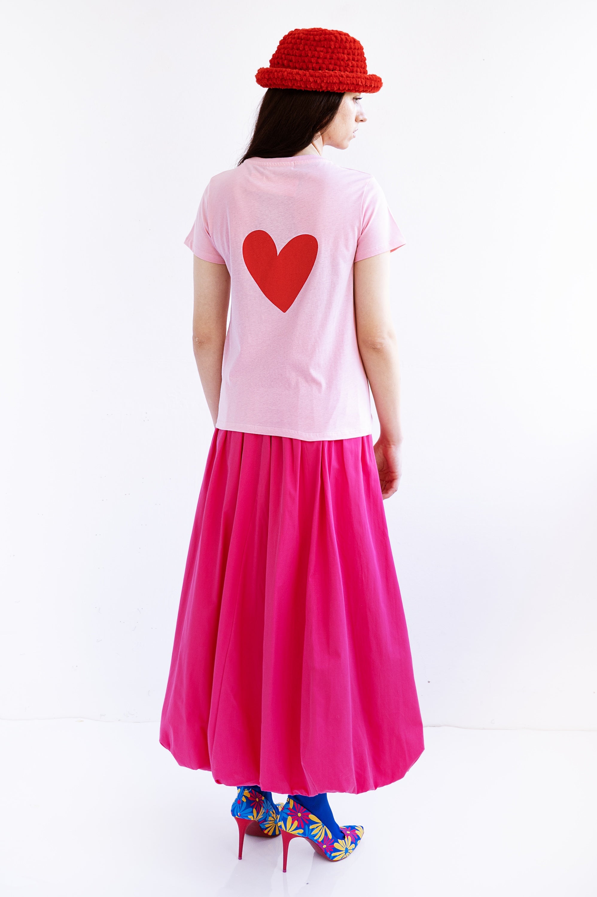 CAMISETA ROSA BASICA CORAZÓN
