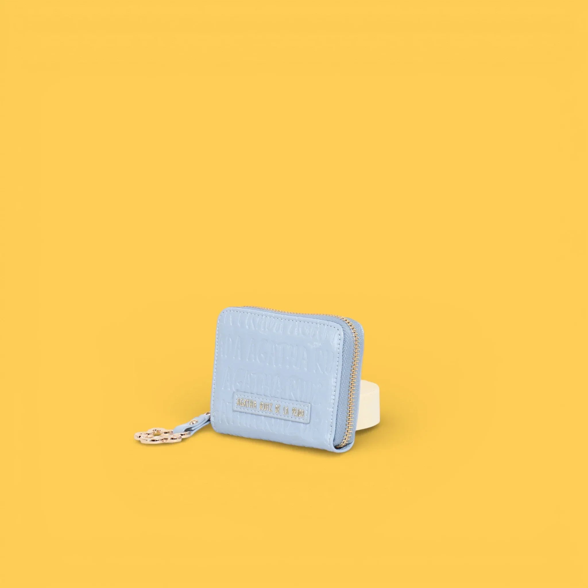 MONEDEROS CHAROL LOGO AZUL - Agatha Ruiz de la Prada